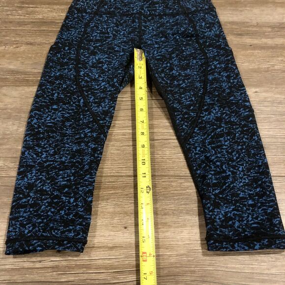 Lululemon Out Run High Rise Crop Leggings 2 Iced Wave Blue Black Multi Pockets - Picture 6 of 12